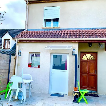 Maisontevy - Appart 2 Chambres-4Lits-Terrasse-Jardin & Studio-Confort-Climatisation- Ideale-Pro-Tourisme