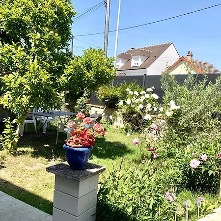 Cosy 3 Pieces 6 Pers - 1 Studio 2 Pers Paris-Disneyland Holiday home