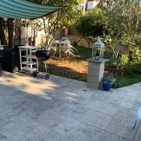 Maisontevy - 2 Chambres-4lits-terrasse-jardin & Studio-confort-climatisation- Ideale-pro-tourisme