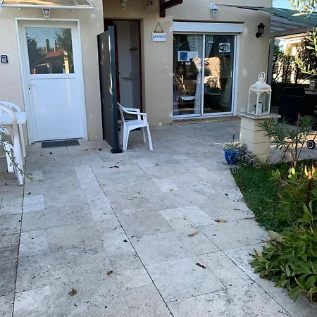 Maisontevy - 2 Chambres-4lits-terrasse-jardin & Studio-confort-climatisation- Ideale-pro-tourisme * Pontault-Combault